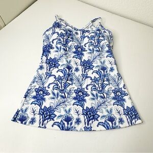 Kira Grace blue and white floral athletic tank top small